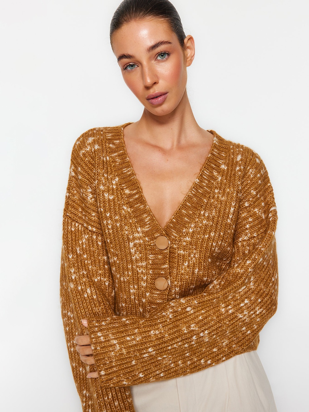 

Trendyol Cable Knit Self Design Cardigan Sweater, Brown