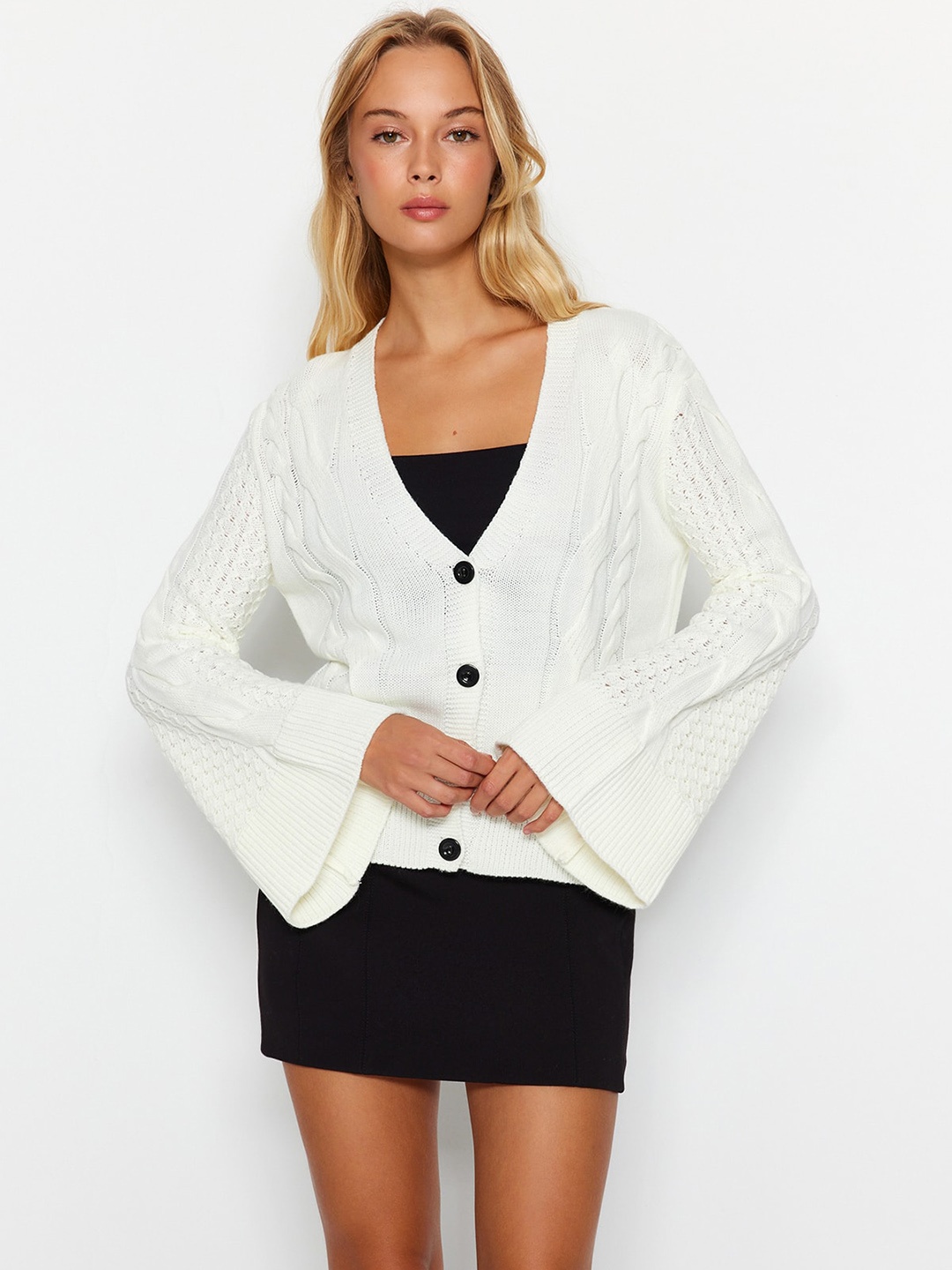 

Trendyol Cable Knit Self Design V-Neck Cardigan Sweater, White