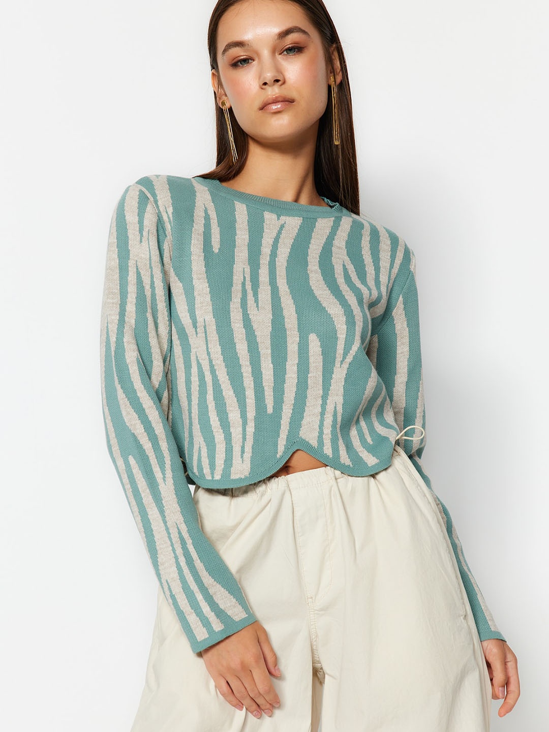 

Trendyol Animal Printed Acrylic Pullover, White