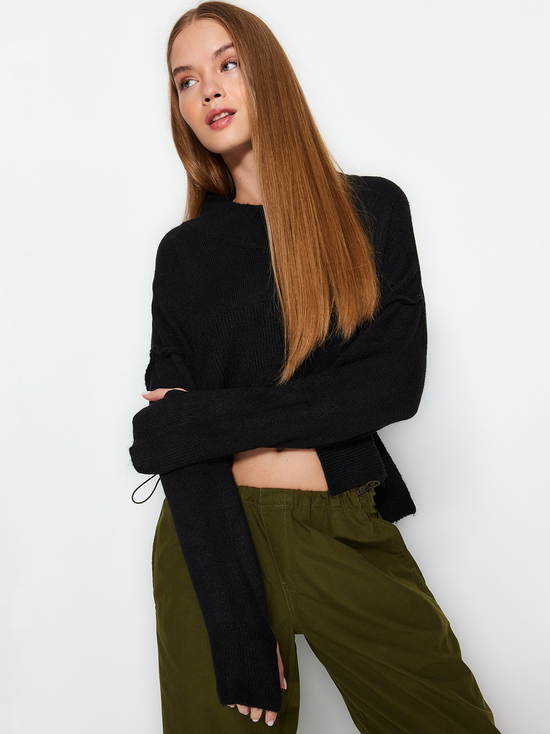 

Trendyol Turtle Neck Pullover Sweater, Black