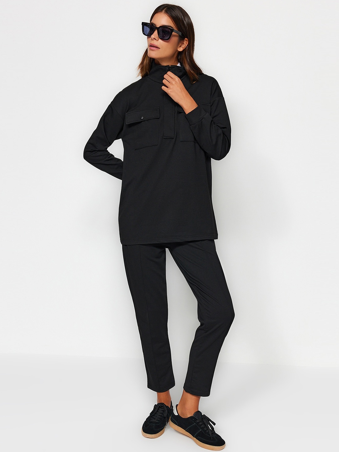 

Trendyol Mock Collar Pure Cotton Sweatshirt with Trousers, Black