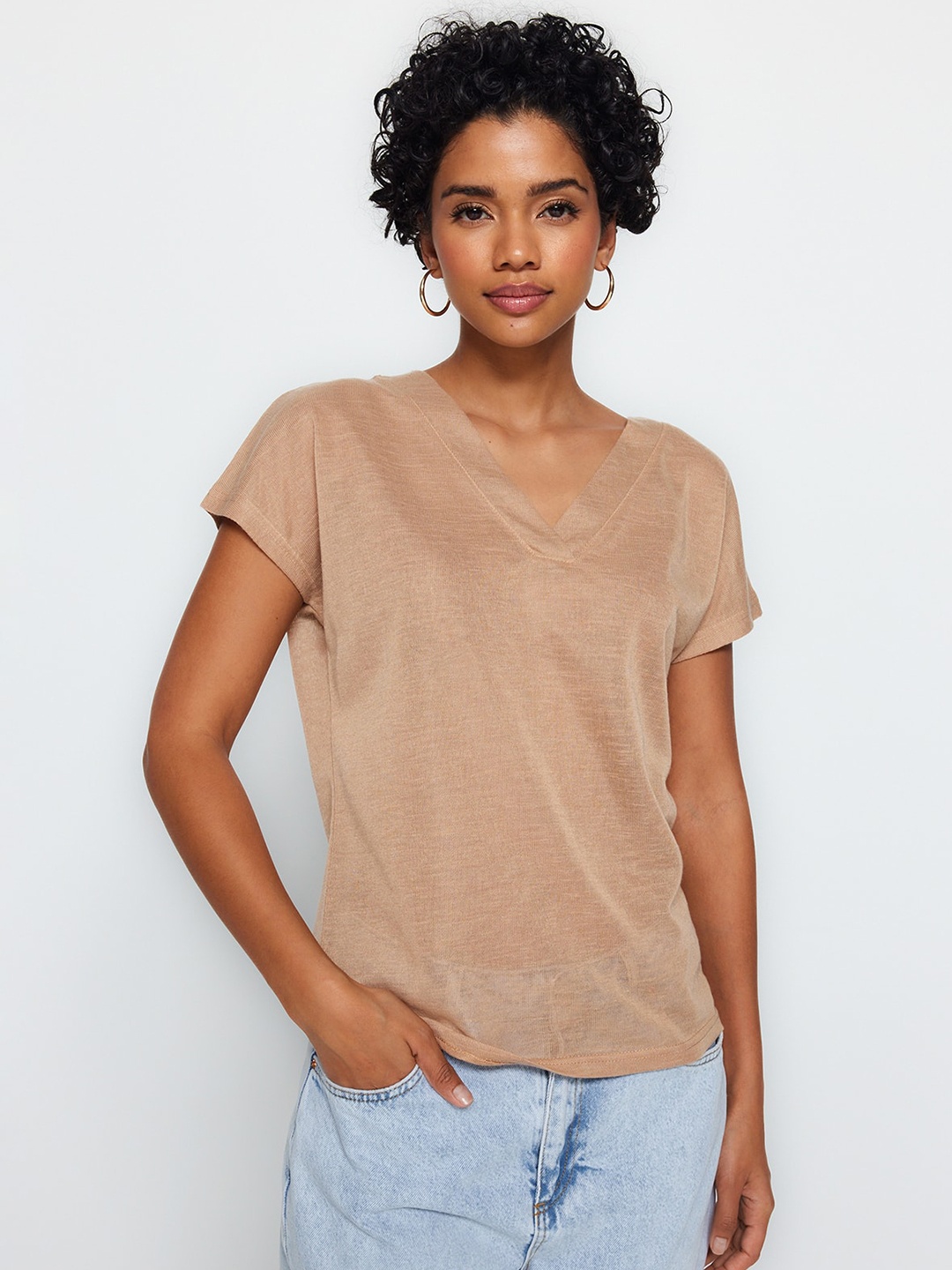 

Trendyol V-Neck Short Sleeves T-shirt, Beige