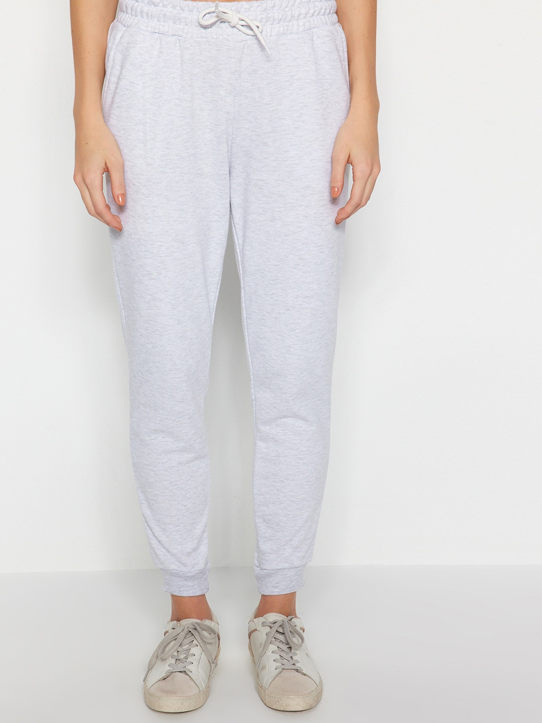 

Trendyol Women Mid Rise Joggers, Grey