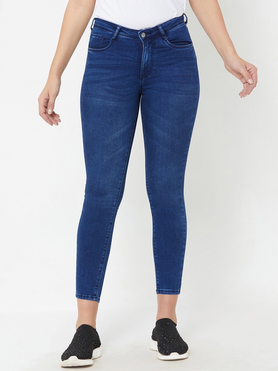 

Kraus Jeans Women Skinny Fit Whiskers & Chevrons Cropped Stretchable Jeans, Blue