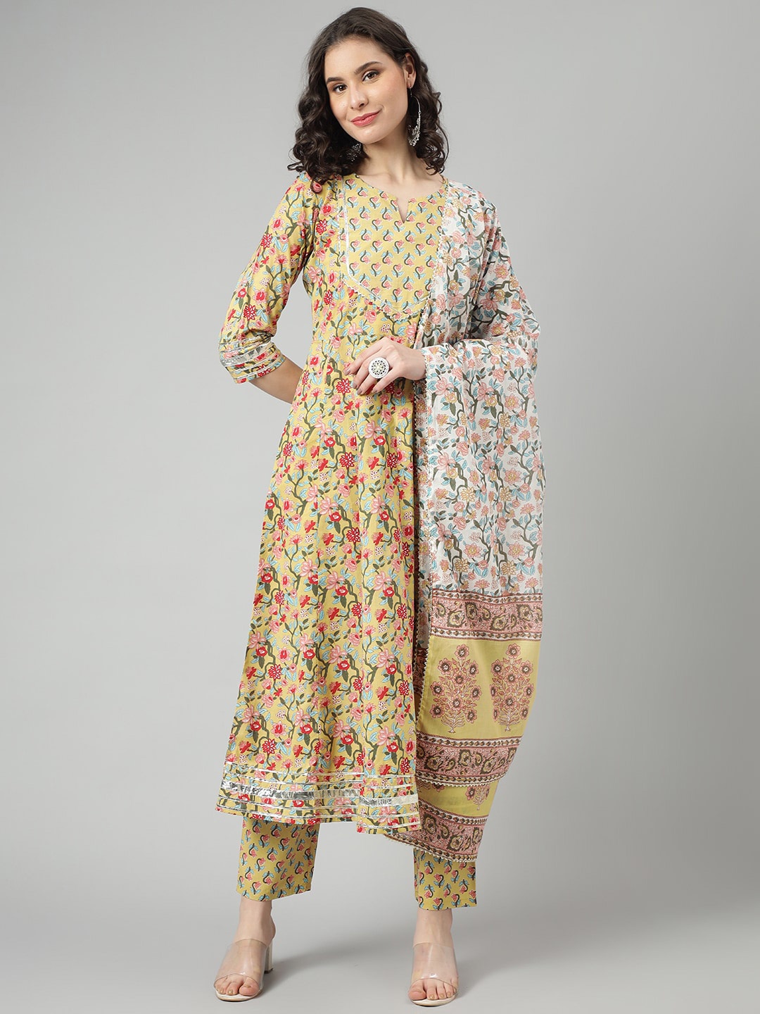 

SAABHI Floral Printed Regular Pure Cotton Kurta with Trousers & Dupatta, Green