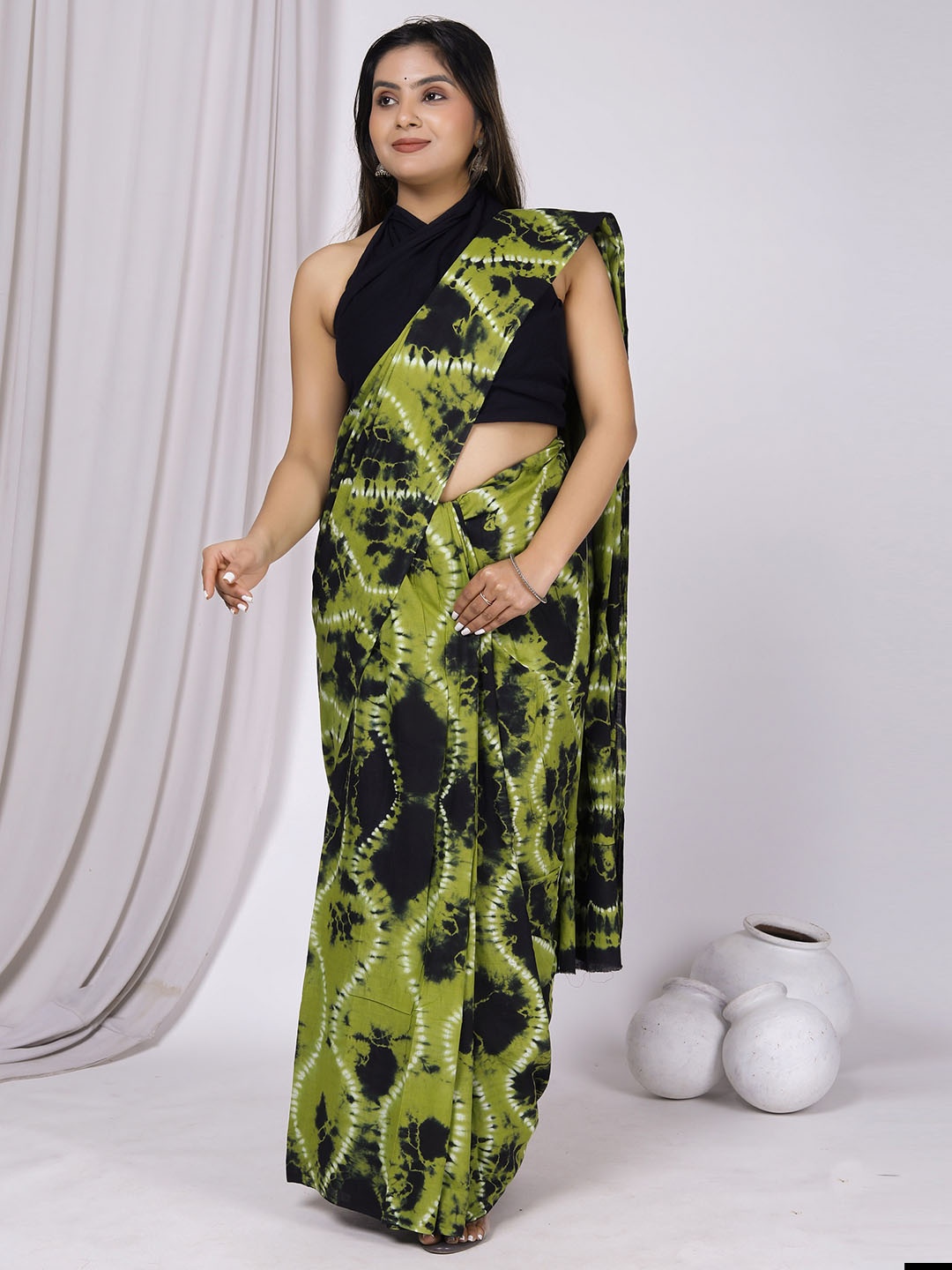 

Sanganeri Print Tie and Dye Pure Cotton Bagru Saree, Green