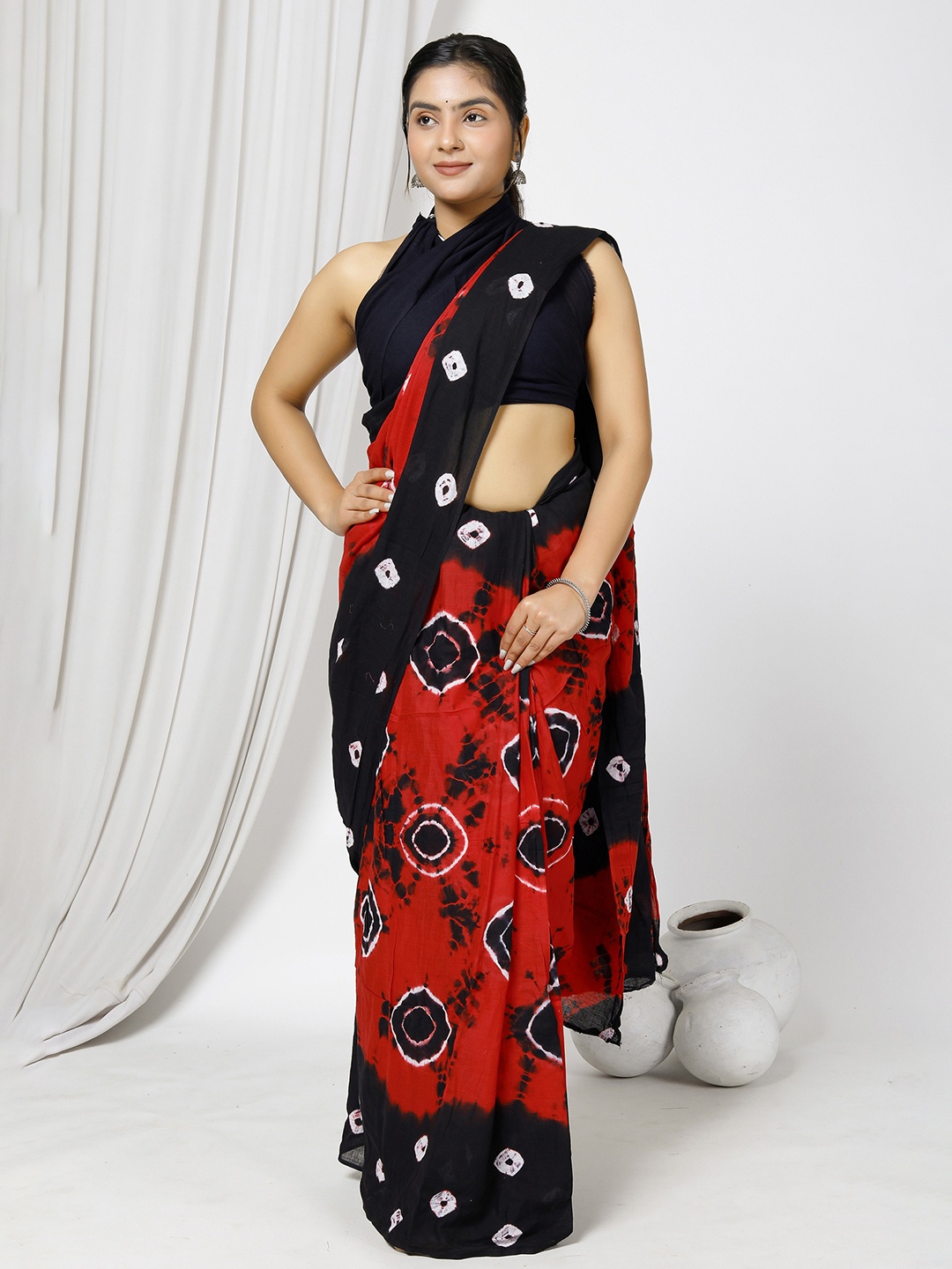 

Sanganeri Print Tie and Dye Pure Cotton Bagru Saree, Red