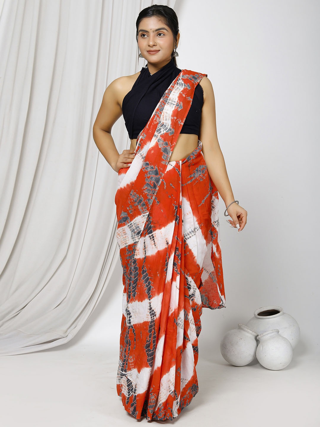 

Sanganeri Printed Tie and Dye Pure Cotton Bagru Saree, Orange