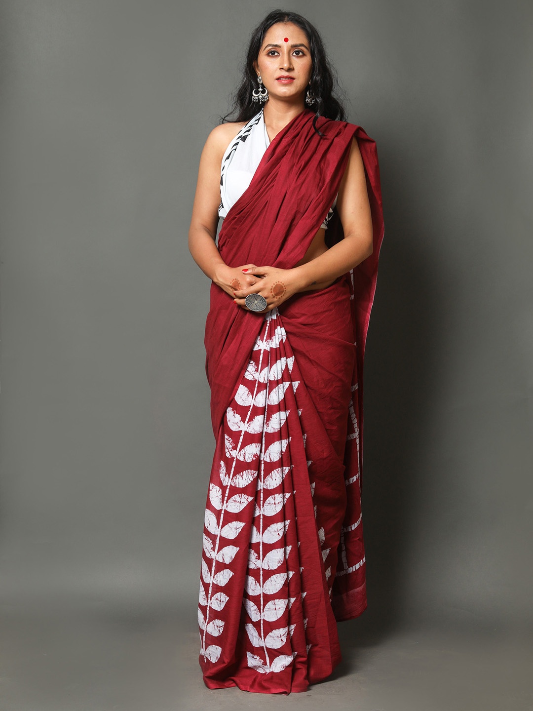 

Sanganeri Print Floral Pure Cotton Block Printed Saree, Maroon