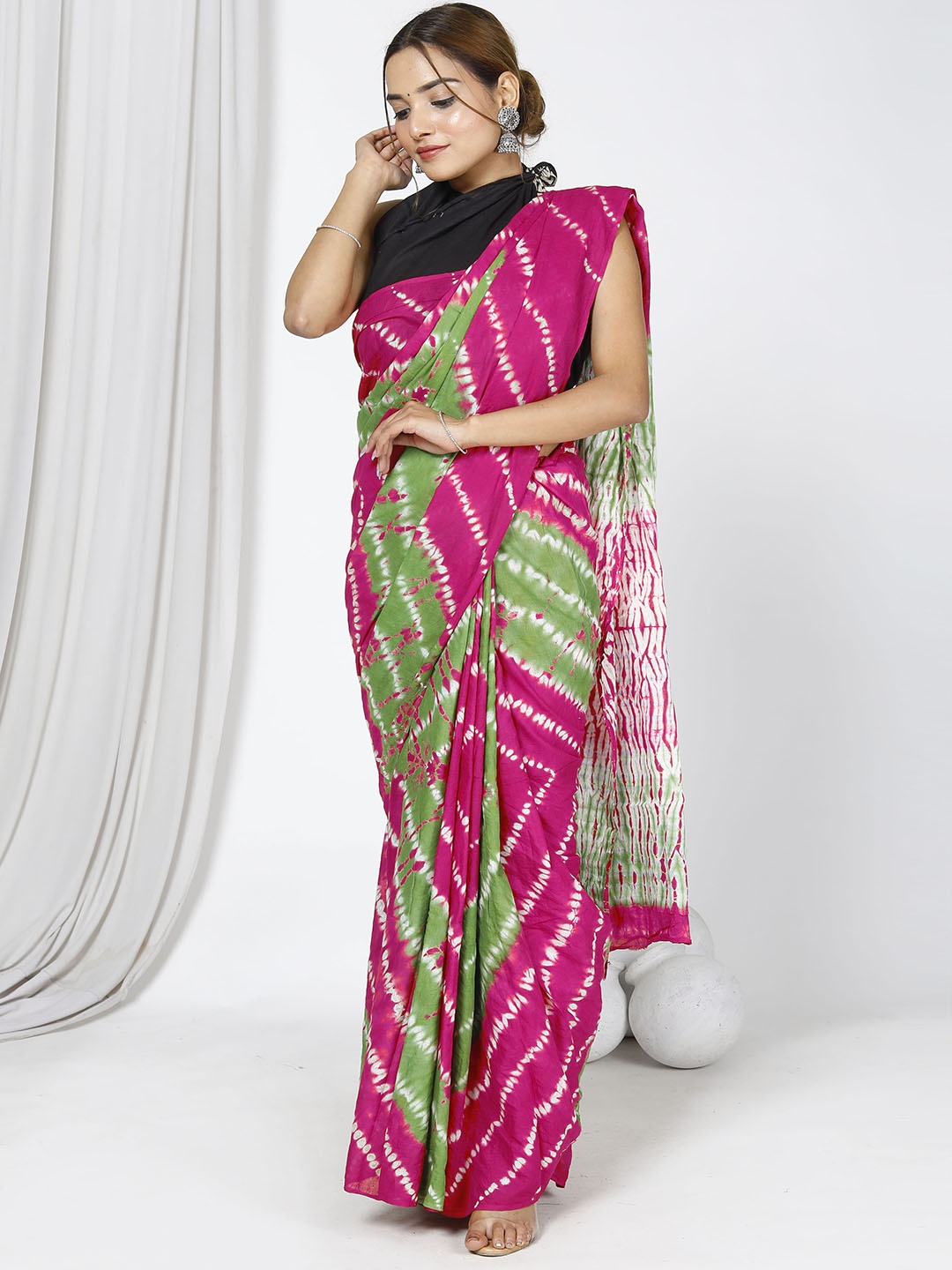 

Sanganeri Print Leheriya Pure Cotton Bagru Saree, Pink