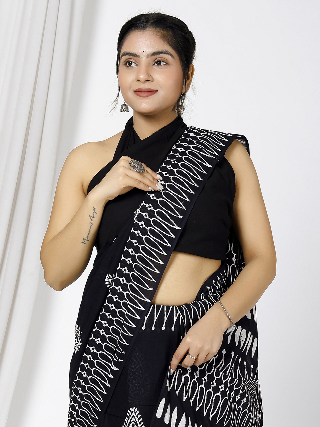 

Sanganeri Print Ethnic Motifs Pure Cotton Block Print Saree, Black