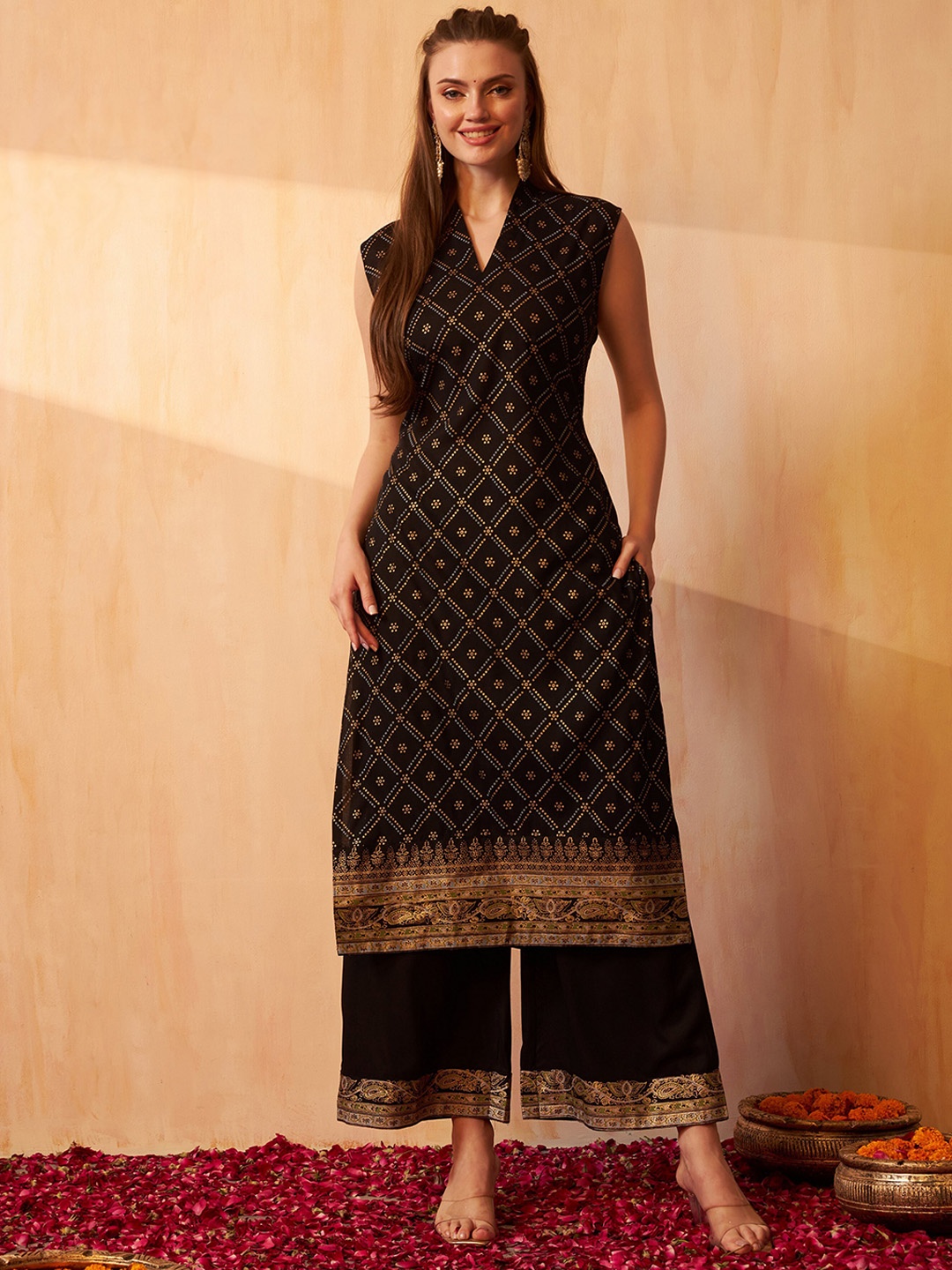 

ASPORA Bandhani Printed Zari V-Neck Sleeveless Straight Kurta With Palazzo, Black