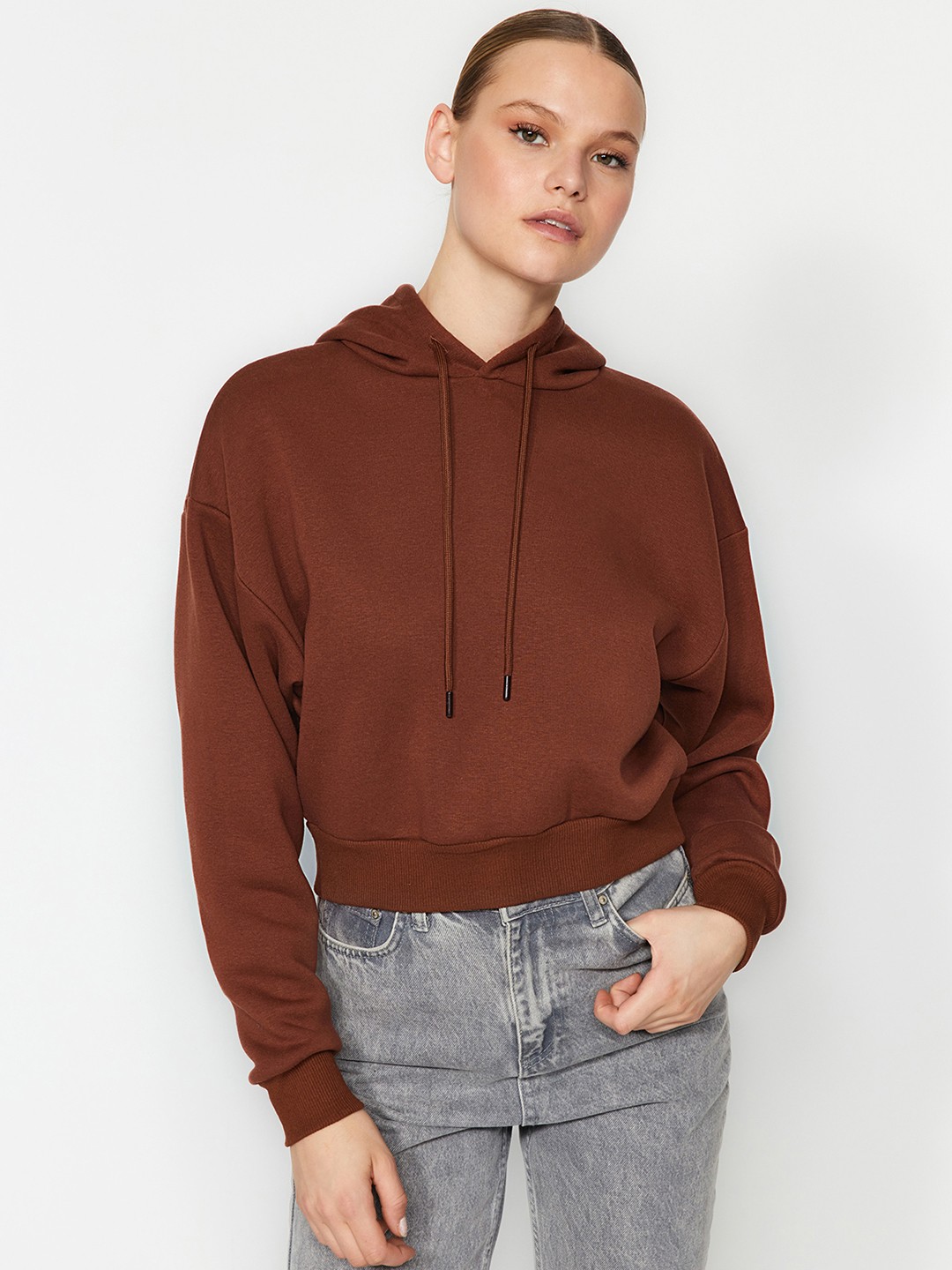 

Trendyol Hooded Long Sleeves Sweatshirt, Brown