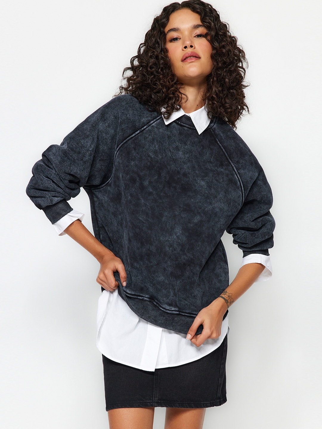 

Trendyol Round Neck Pullover Sweatshirt, Blue