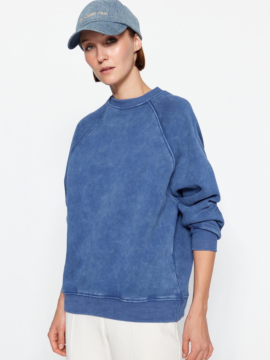 

Trendyol Round Neck Sweatshirt, Blue