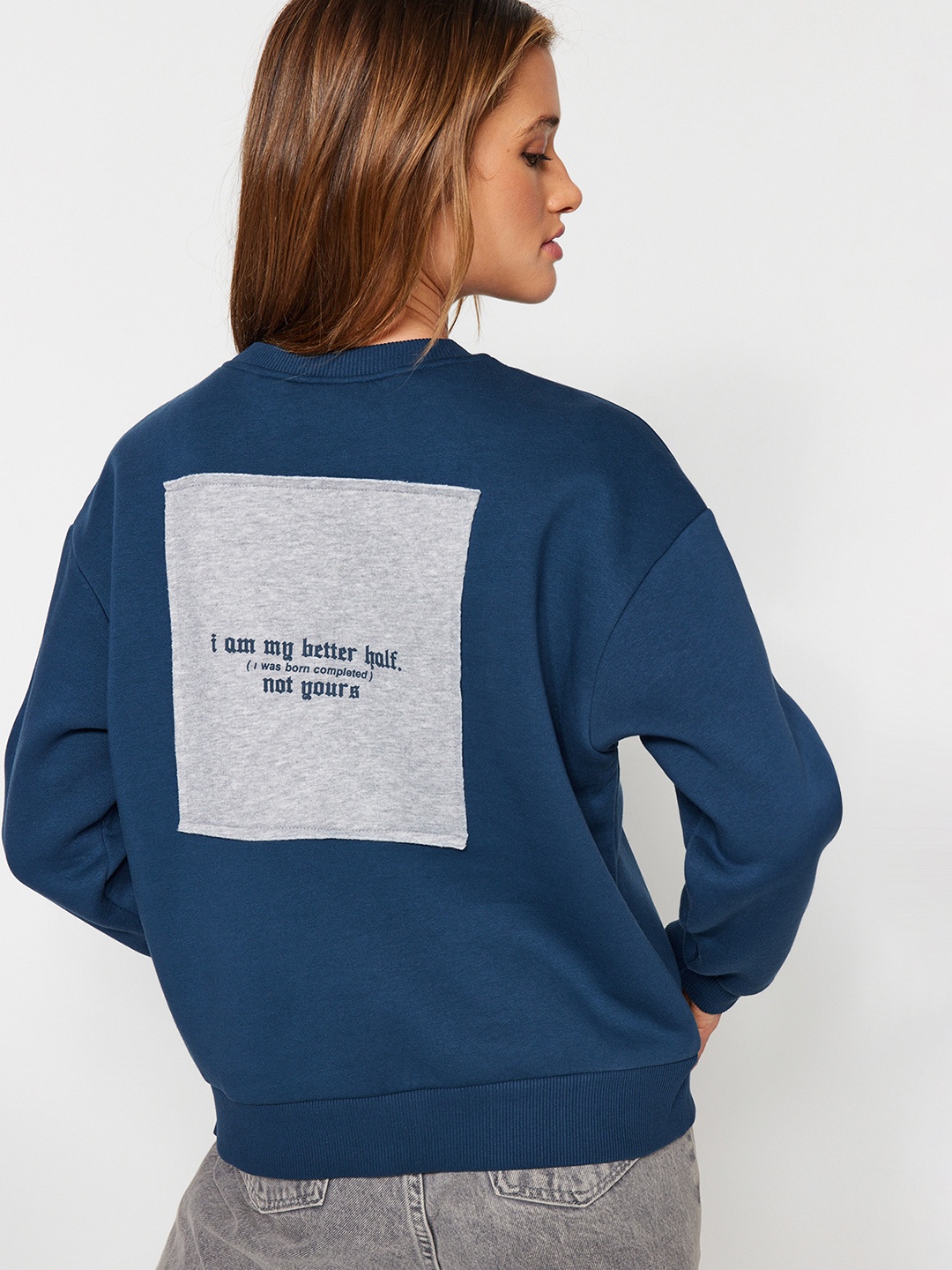 

Trendyol Typography Printed Drop Shoulder Sleeves Pullover, Navy blue