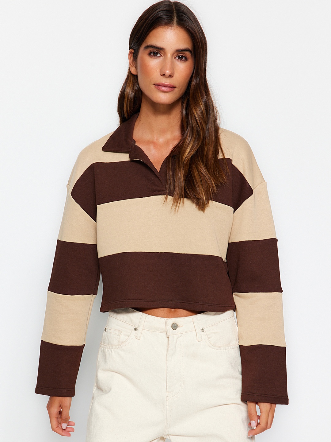 

Trendyol Colourblocked Shirt Collar Crop Sweatshirt, Beige