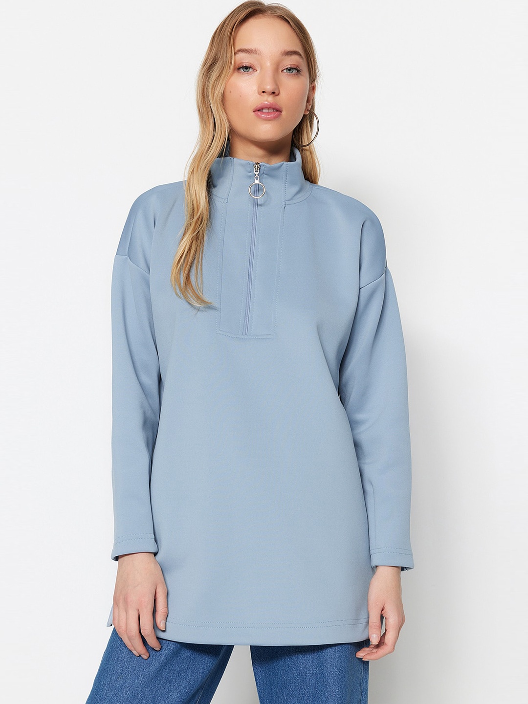 

Trendyol Drop Shoulder Sleeves Half Zipper Longline Pullover, Blue
