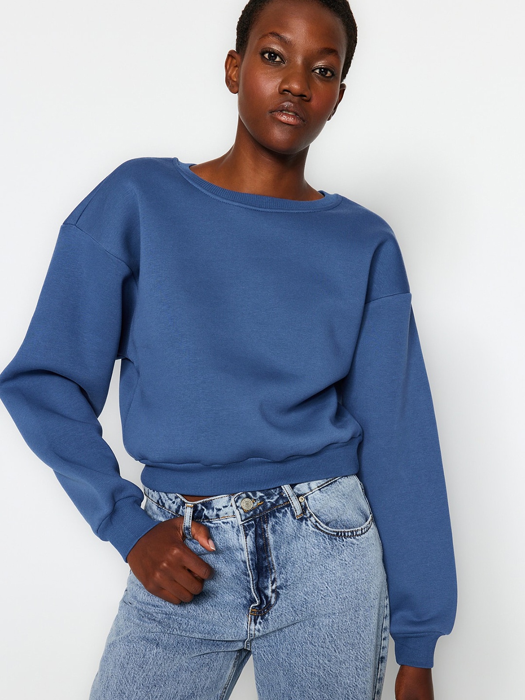 

Trendyol Long Sleeves Pullover Sweatshirt, Blue