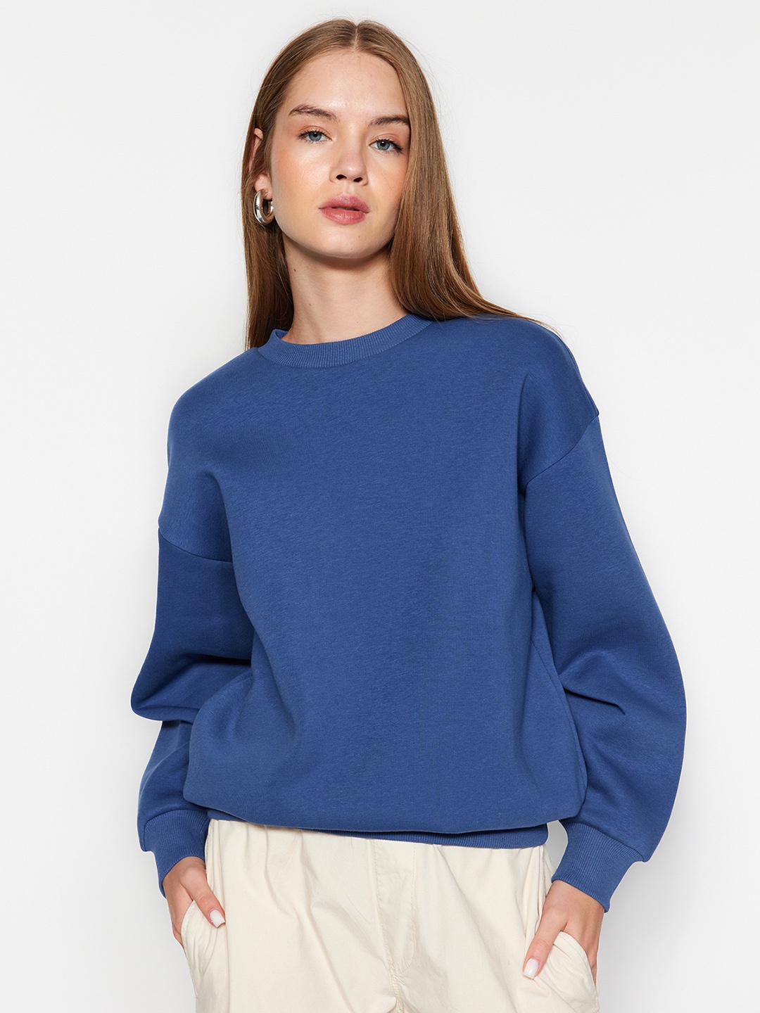 

Trendyol Round Neck Pullover Sweatshirt, Blue