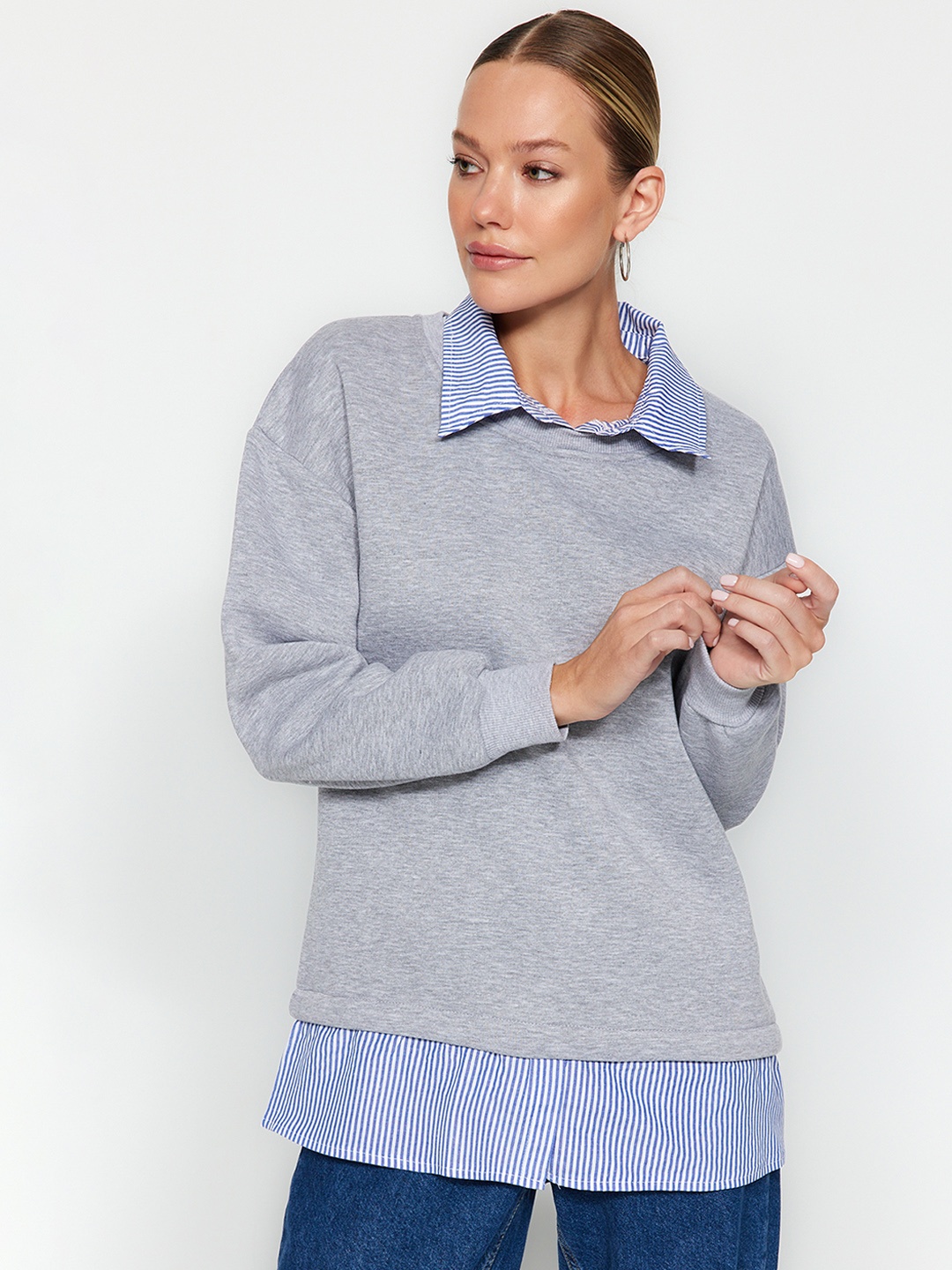 

Trendyol Round Neck Pullover Sweatshirt, Grey