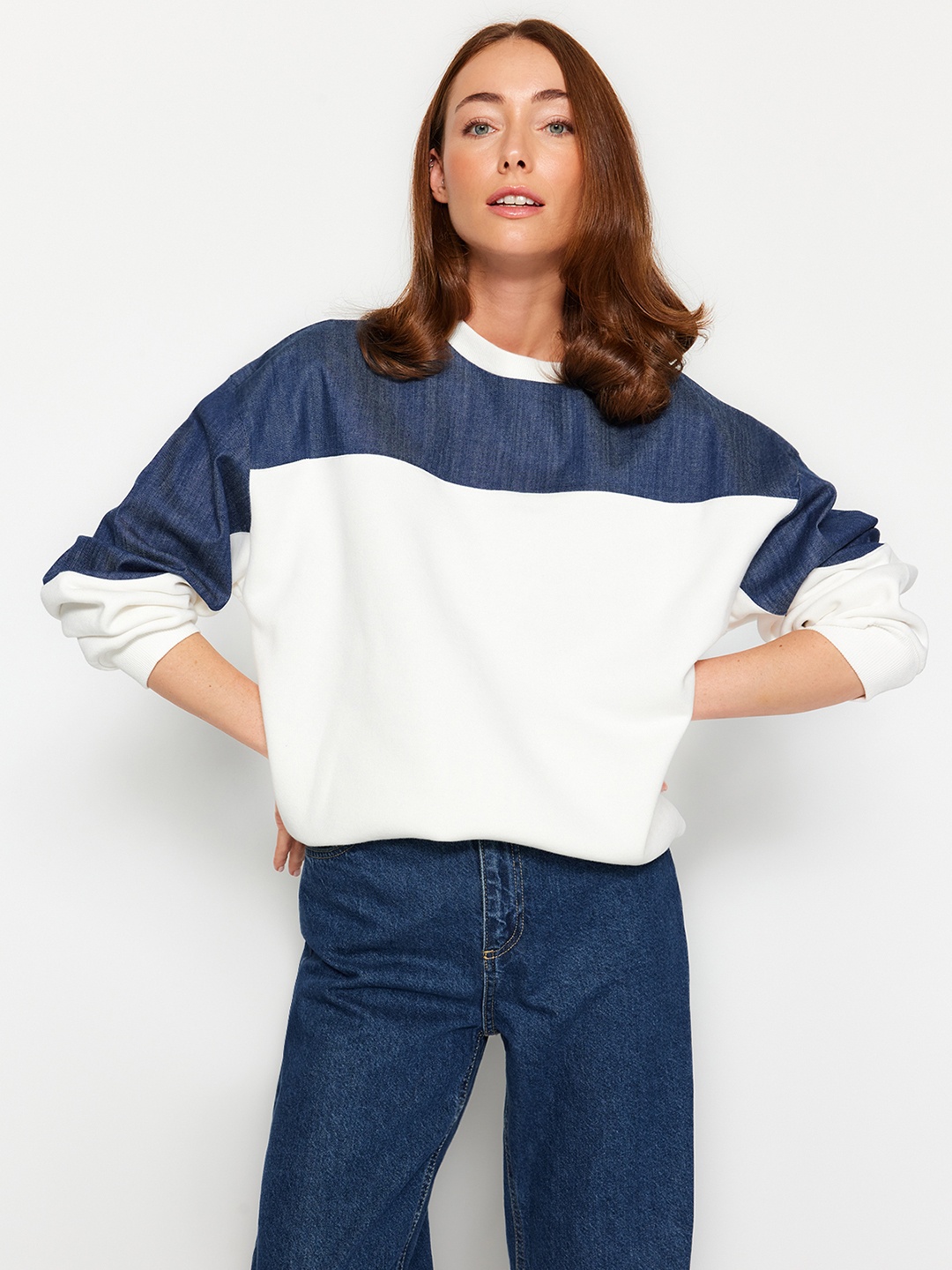 

Trendyol Colourblocked Drop Shoulder Sleeves Pullover, White