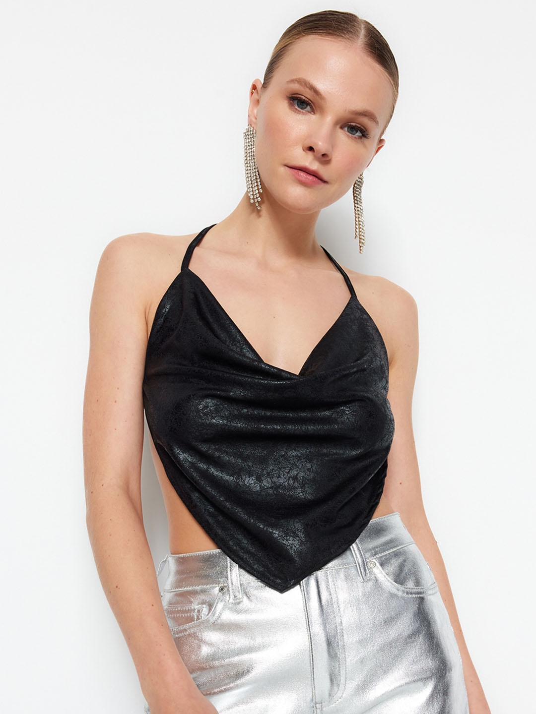 

Trendyol Abstract Printed Halter Neck Crop Top, Black