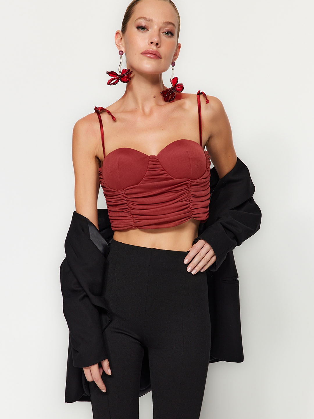 

Trendyol Sweetheart Neck Ruched Crop Top, Rust