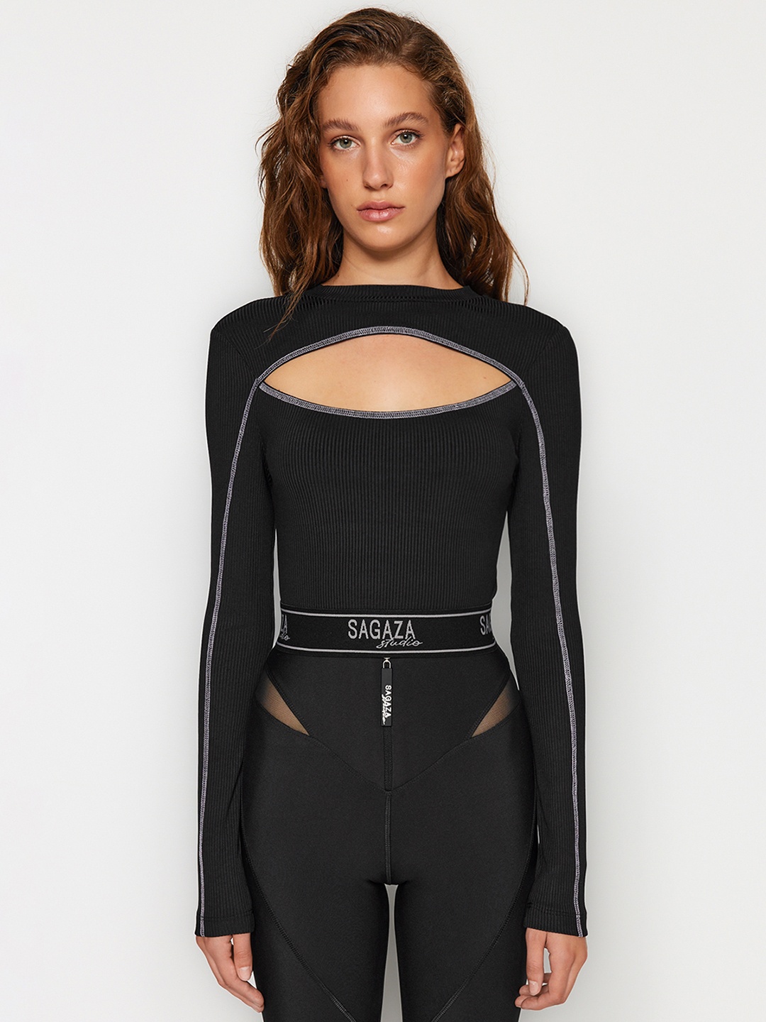 

Trendyol Cut Out Fitted Top, Black