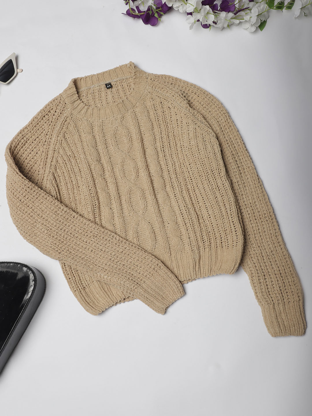 

NEUDIS Girls Cable Knit Pullover Sweater, Beige