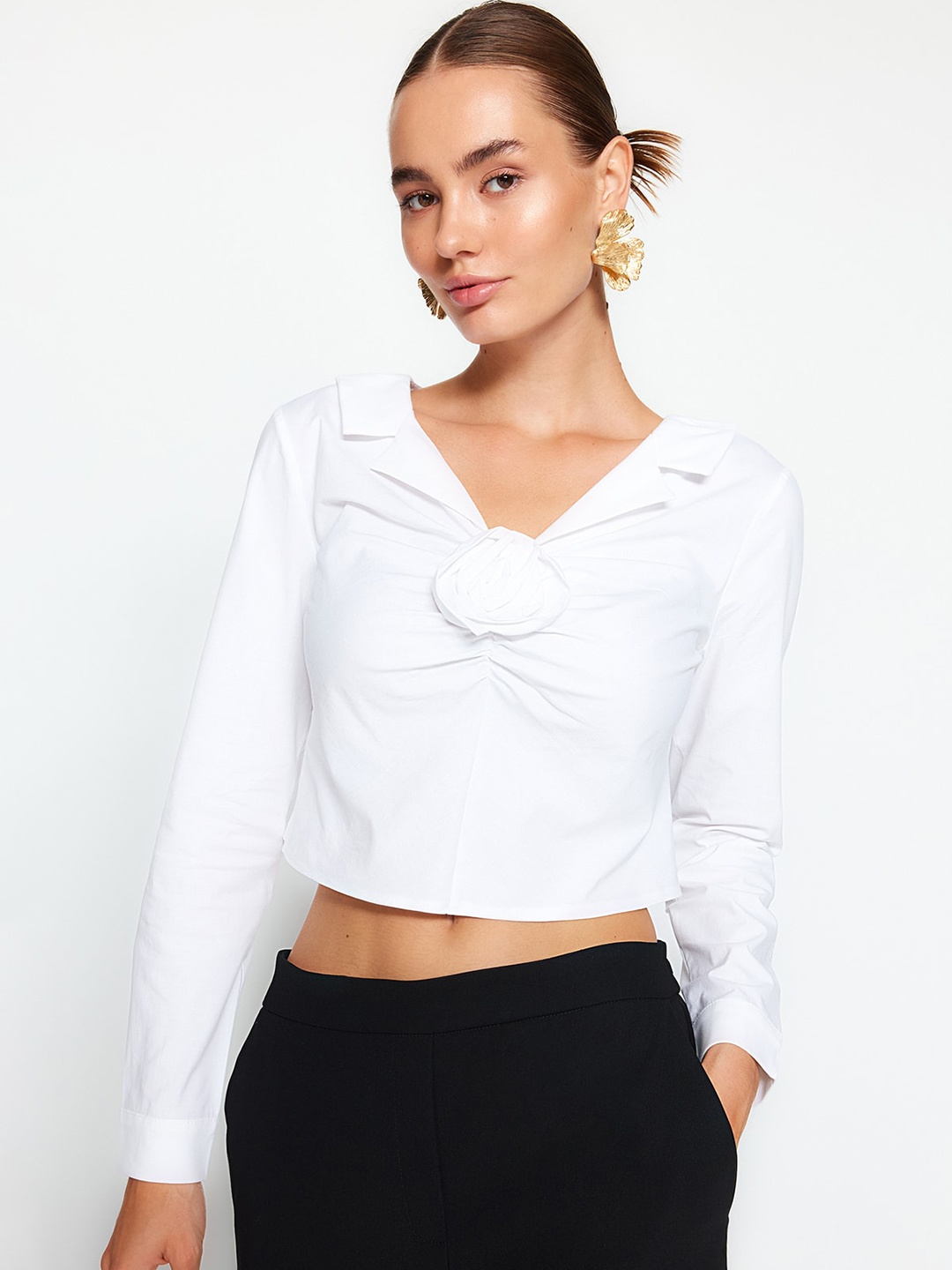 

Trendyol V-Neck Crop Top, White