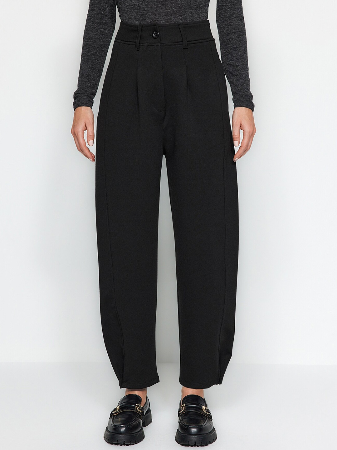 

Trendyol Women Pleated Trousers, Na