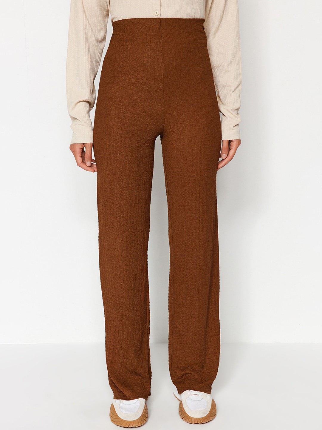 

Trendyol Women Mid-Rise Parallel Trousers, Brown