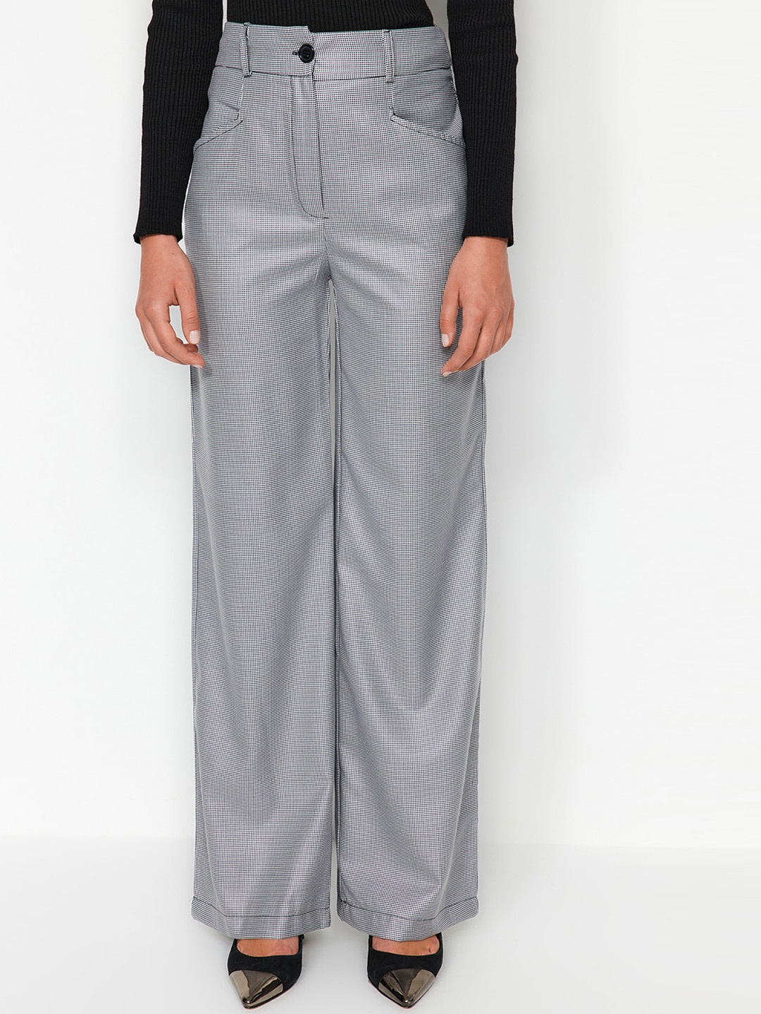 

Trendyol Women Parallel Trousers, Na