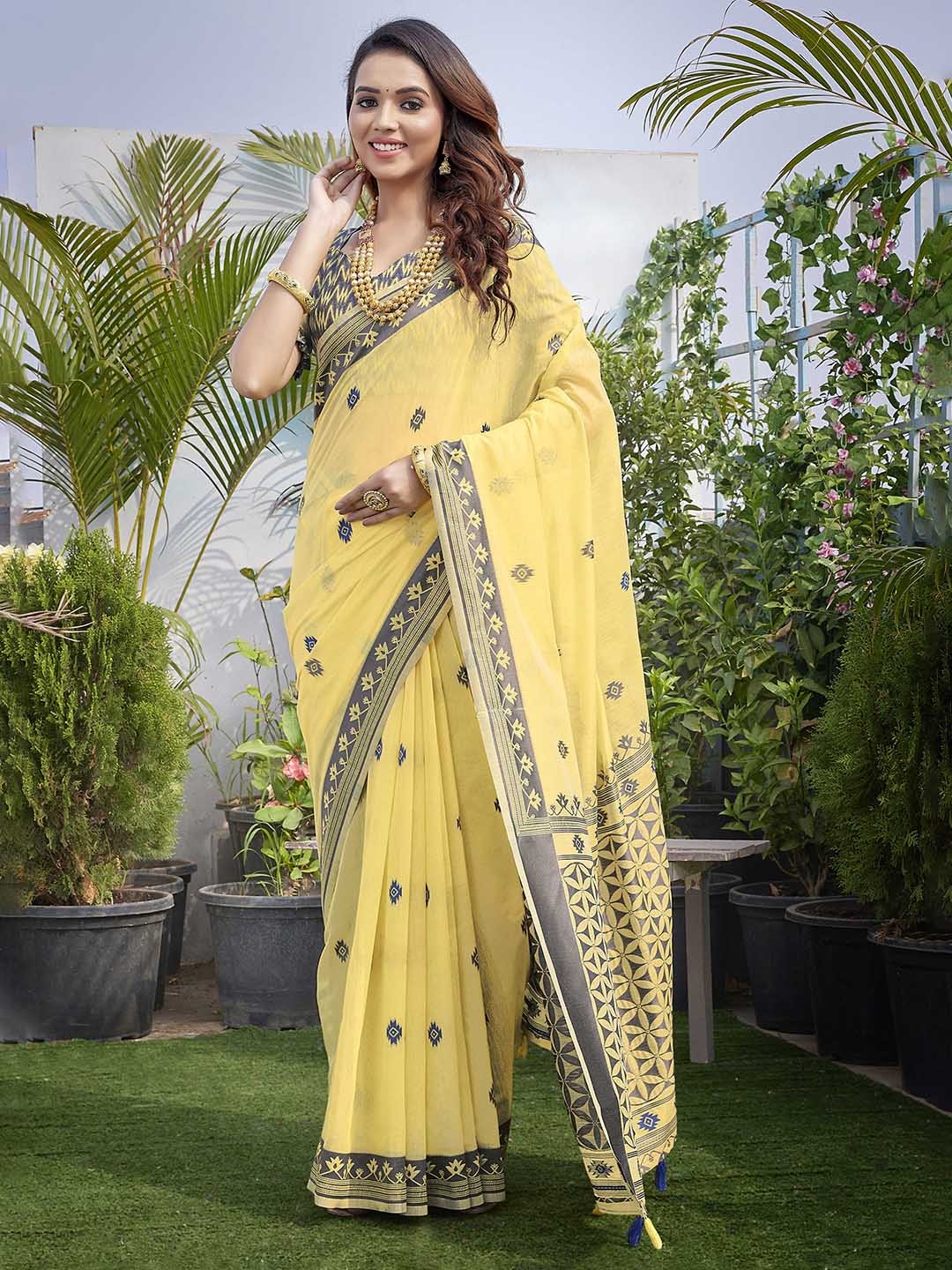 

Divyadham Textiles Ethnic Motifs Woven Design Pure Silk Banarasi Saree, Yellow