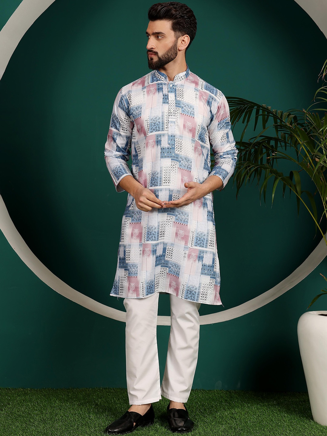 

Armaan Ethnic Ethnic Motifs Printed Mandarin Collar Pure Cotton Straight Kurta With Pyjama, Blue