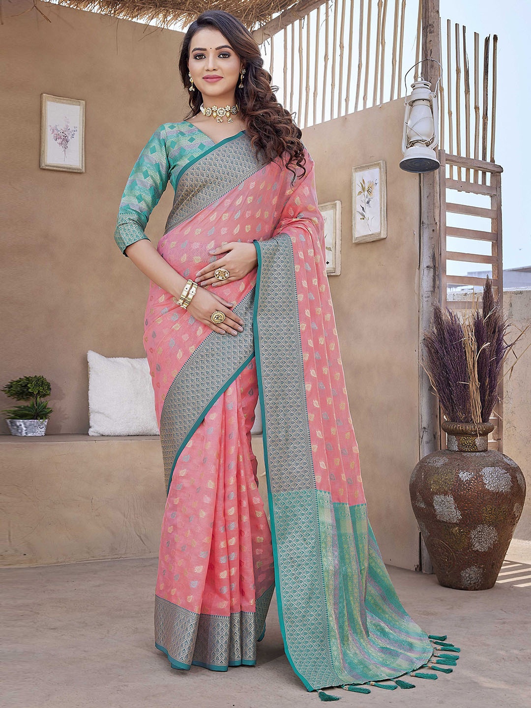 

Ekta Textiles Ethnic Motifs Woven Design Zari Pure Silk Banarasi Saree, Pink