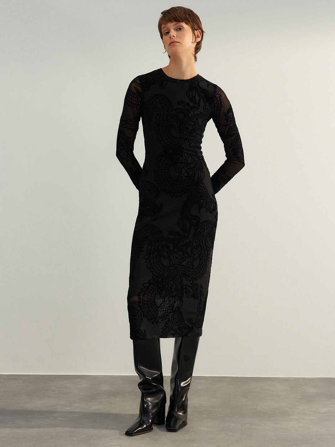 

Trendyol Self Design Round Neck Sheath Midi Dress, Black