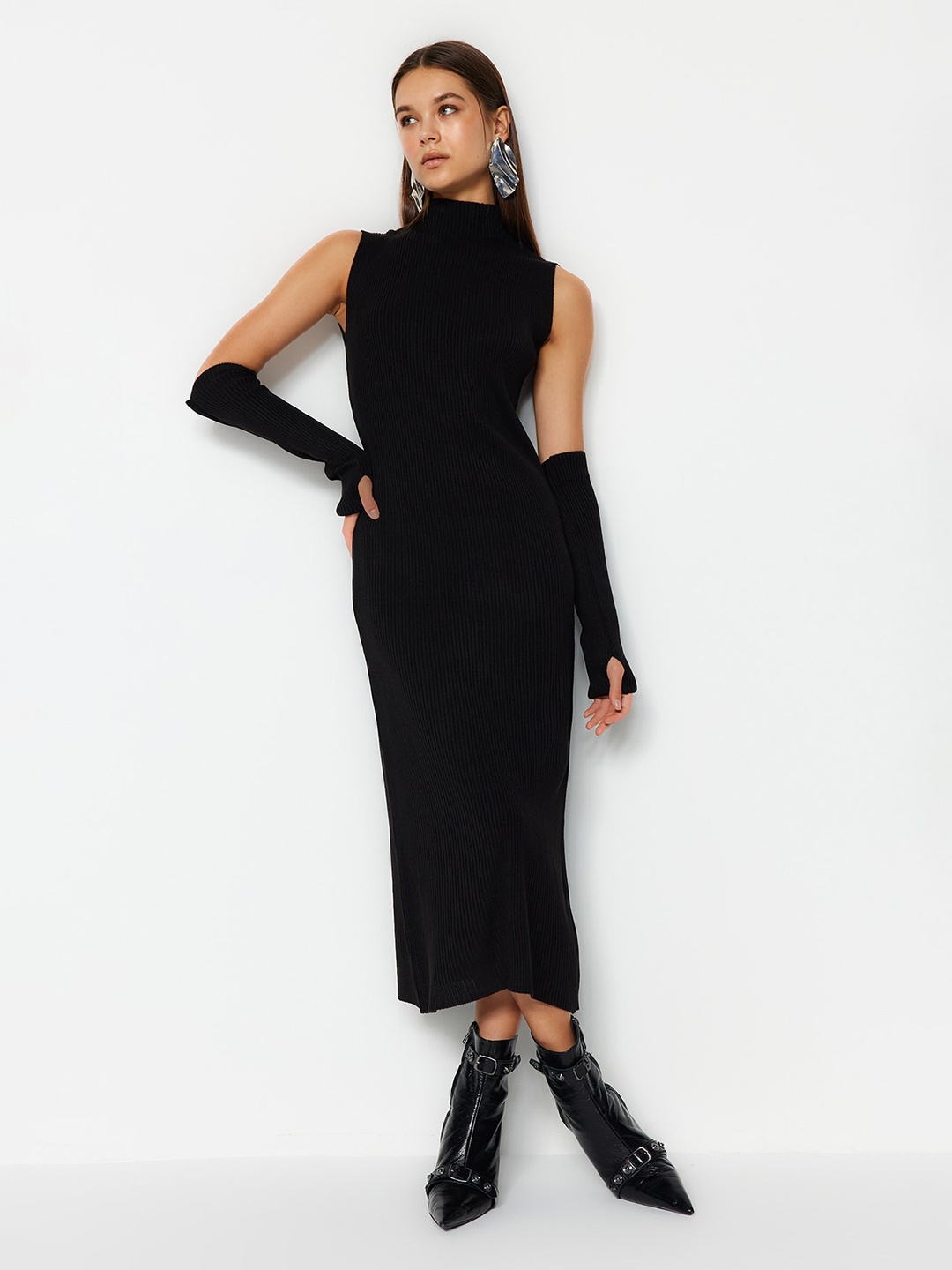 

Trendyol Mock Neck Sleeveless Straight Bodycon Maxi Dress With Gloves, Na