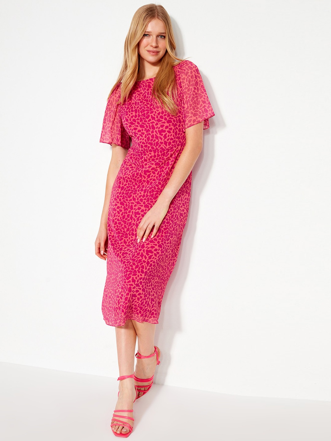 

Trendyol Animal Printed Flared Sleeve Sheath Midi Dress, Na