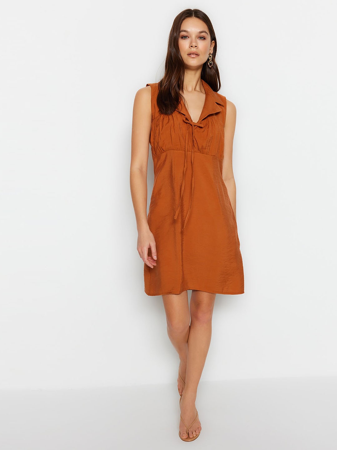 

Trendyol Lapel-Neck Flared Opaque Shirt Dress, Orange