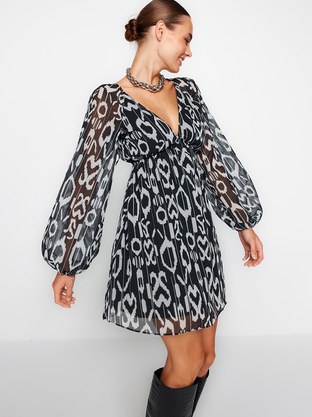 

Trendyol Ethnic Motifs Printed Puff Sleeve Semi Sheer A-Line Dress, Black