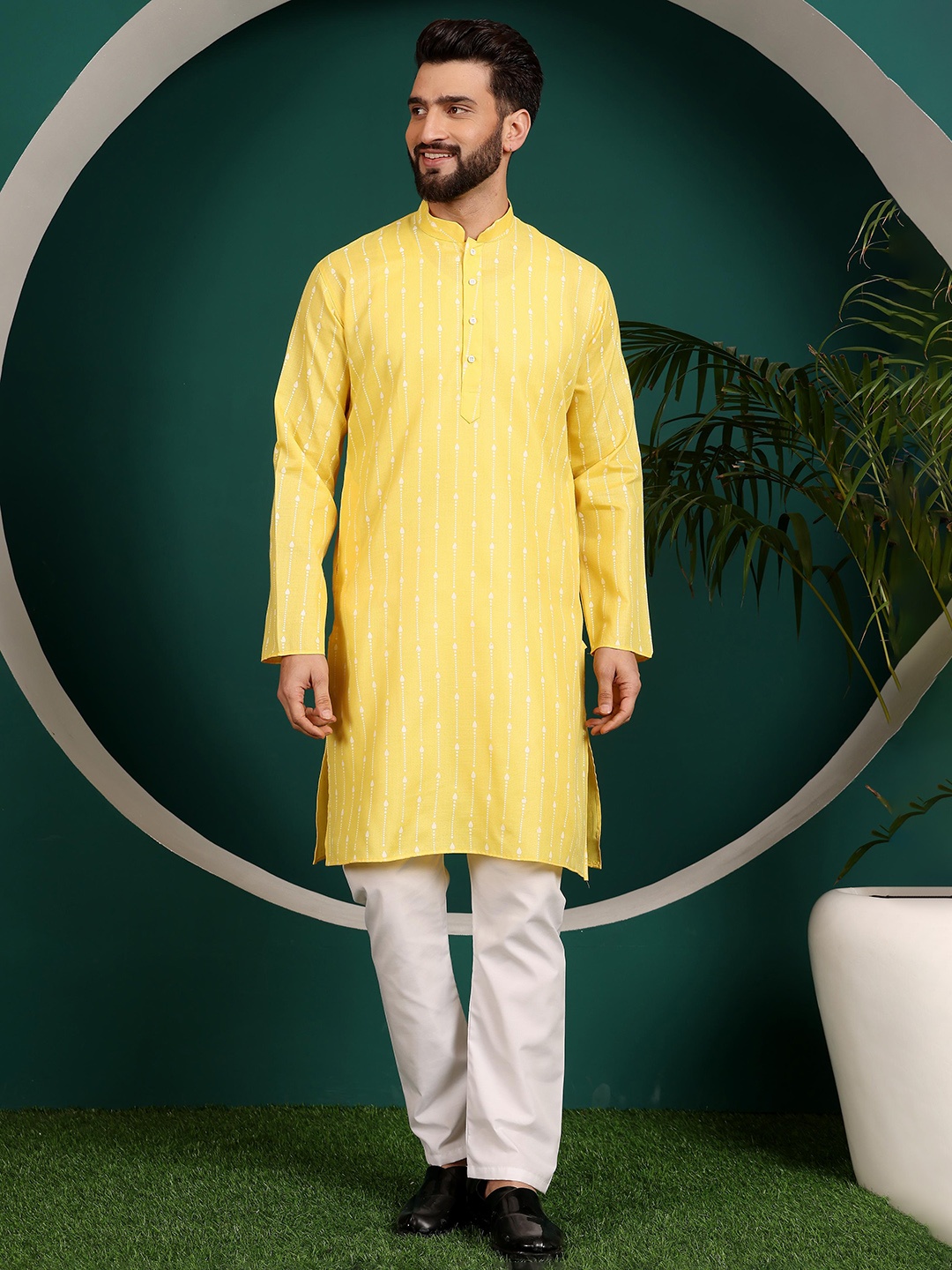 

Armaan Ethnic Ethnic Motifs Printed Mandarin Collar Pure Cotton Straight Kurta With Pyjama, Yellow