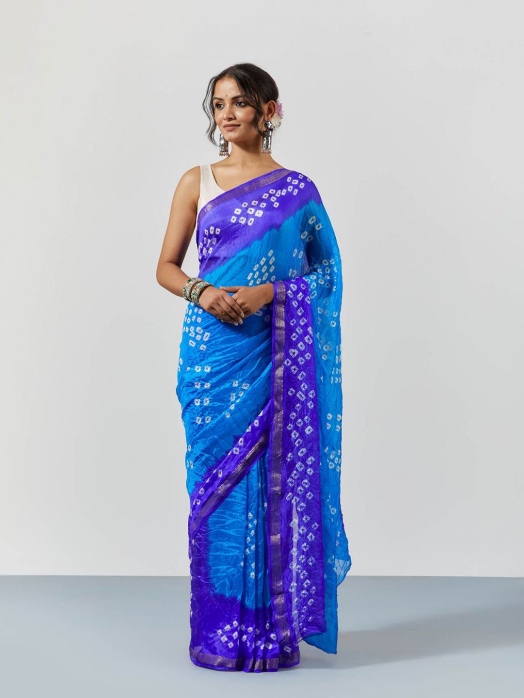 

sutra attire Bandhani Zari Art Silk Bandhani Saree, Blue