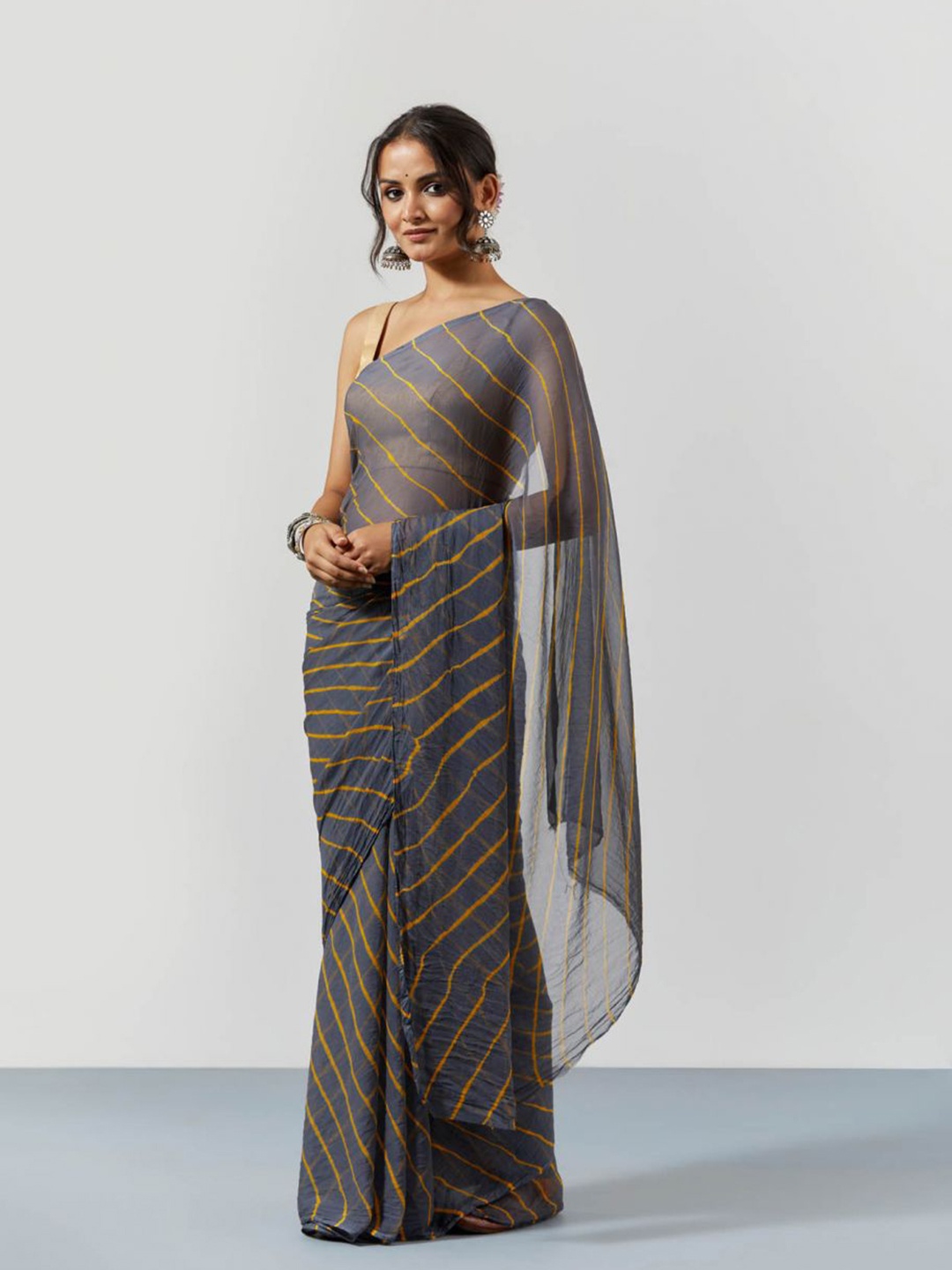 

sutra attire Leheriya Chiffon Leheriya Saree, Grey