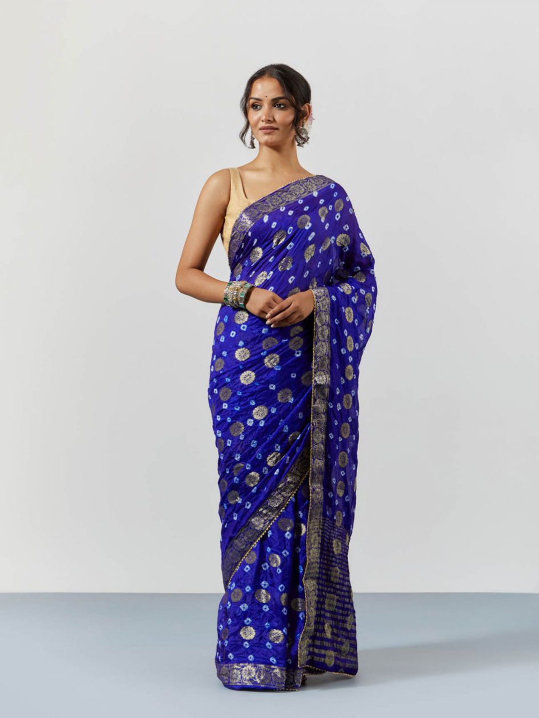 

sutra attire Tie and Dye Zari Art Silk Bandhani Saree, Blue