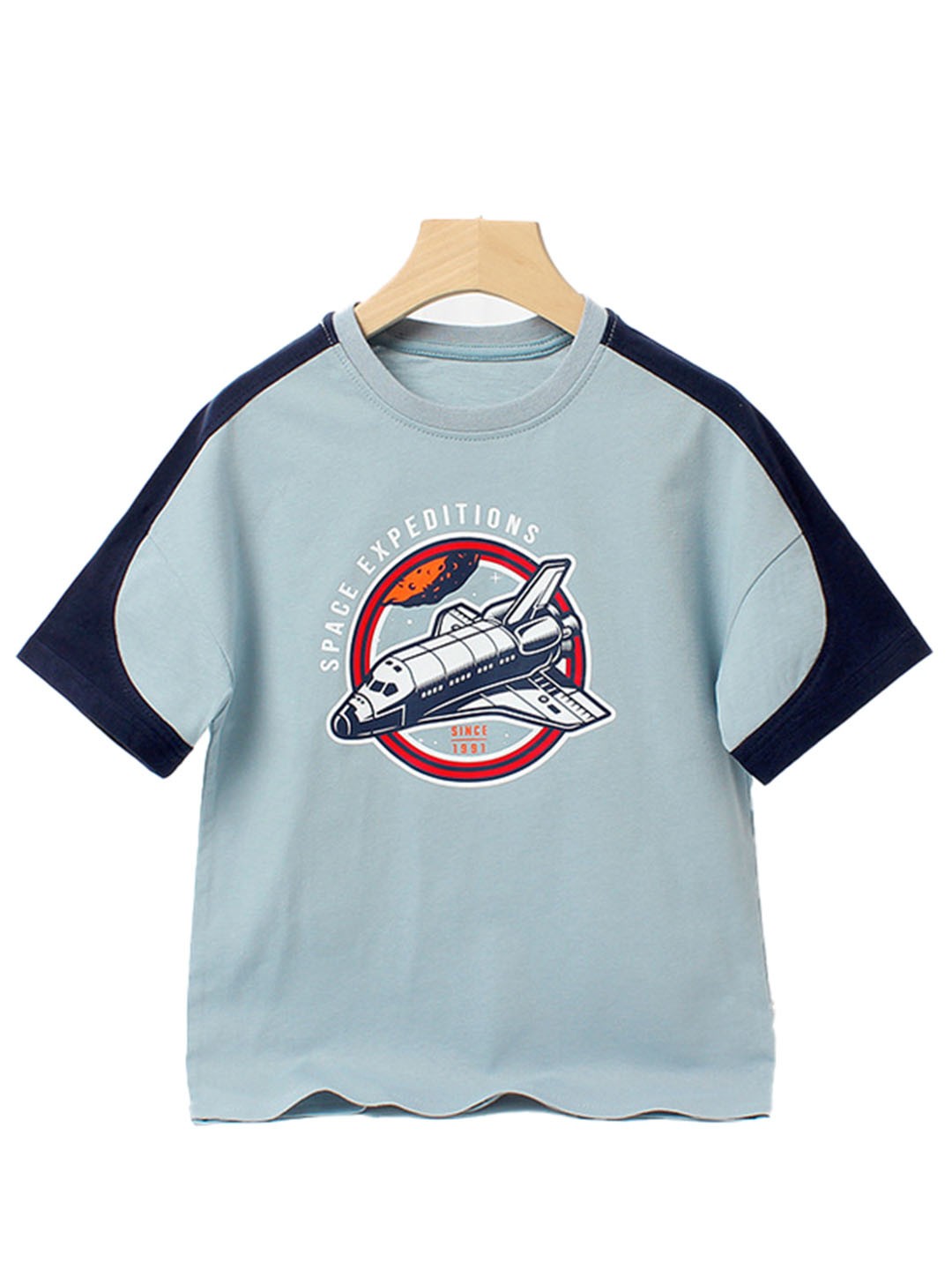 

StyleCast Boys Blue & Red Graphic Printed Drop-Shoulder Sleeves Cotton T-shirt
