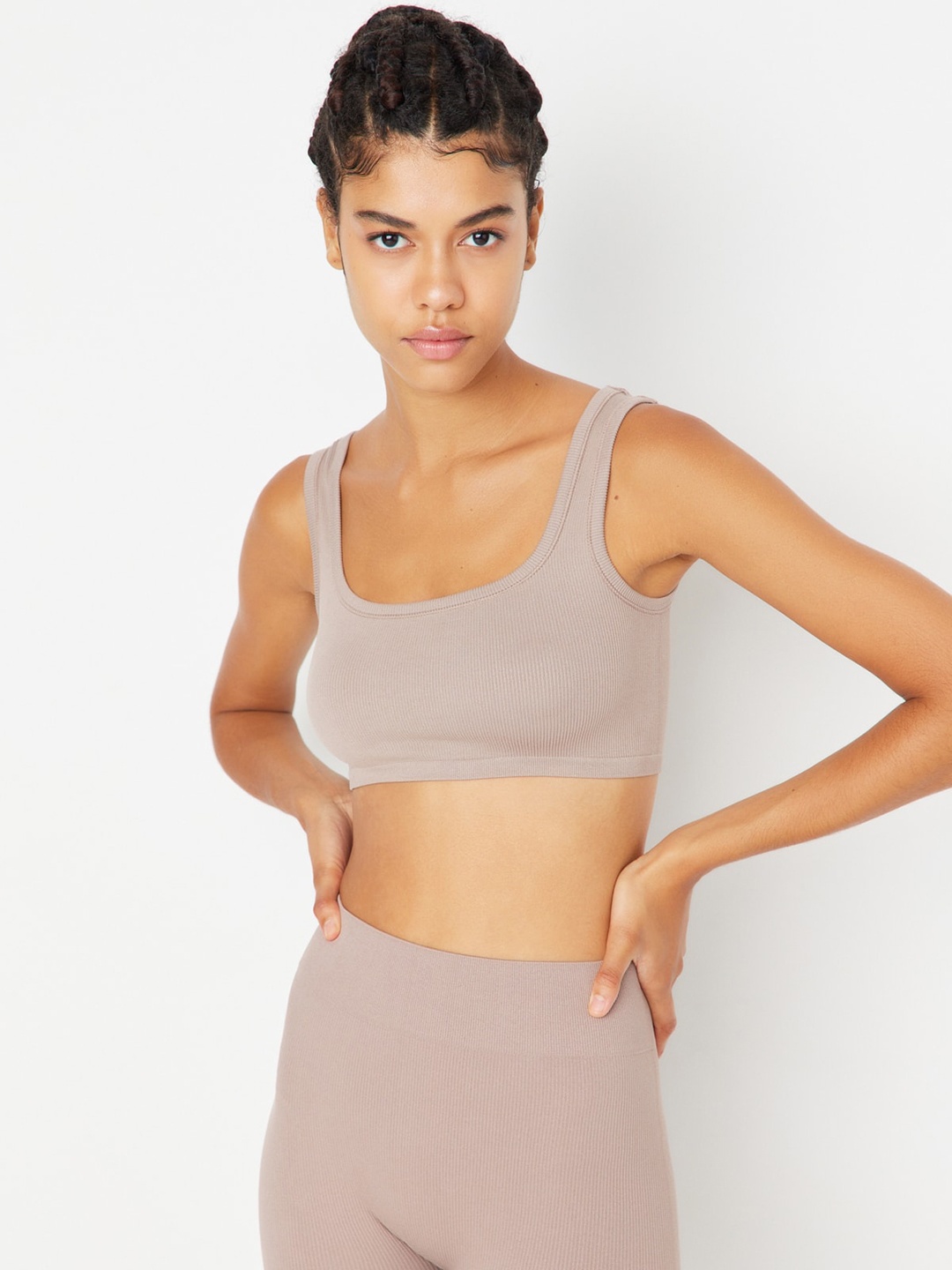 

Trendyol Ribbed Full Coverage Underwired Lightly Padded Sports Bra With All Day Comfort, Pink
