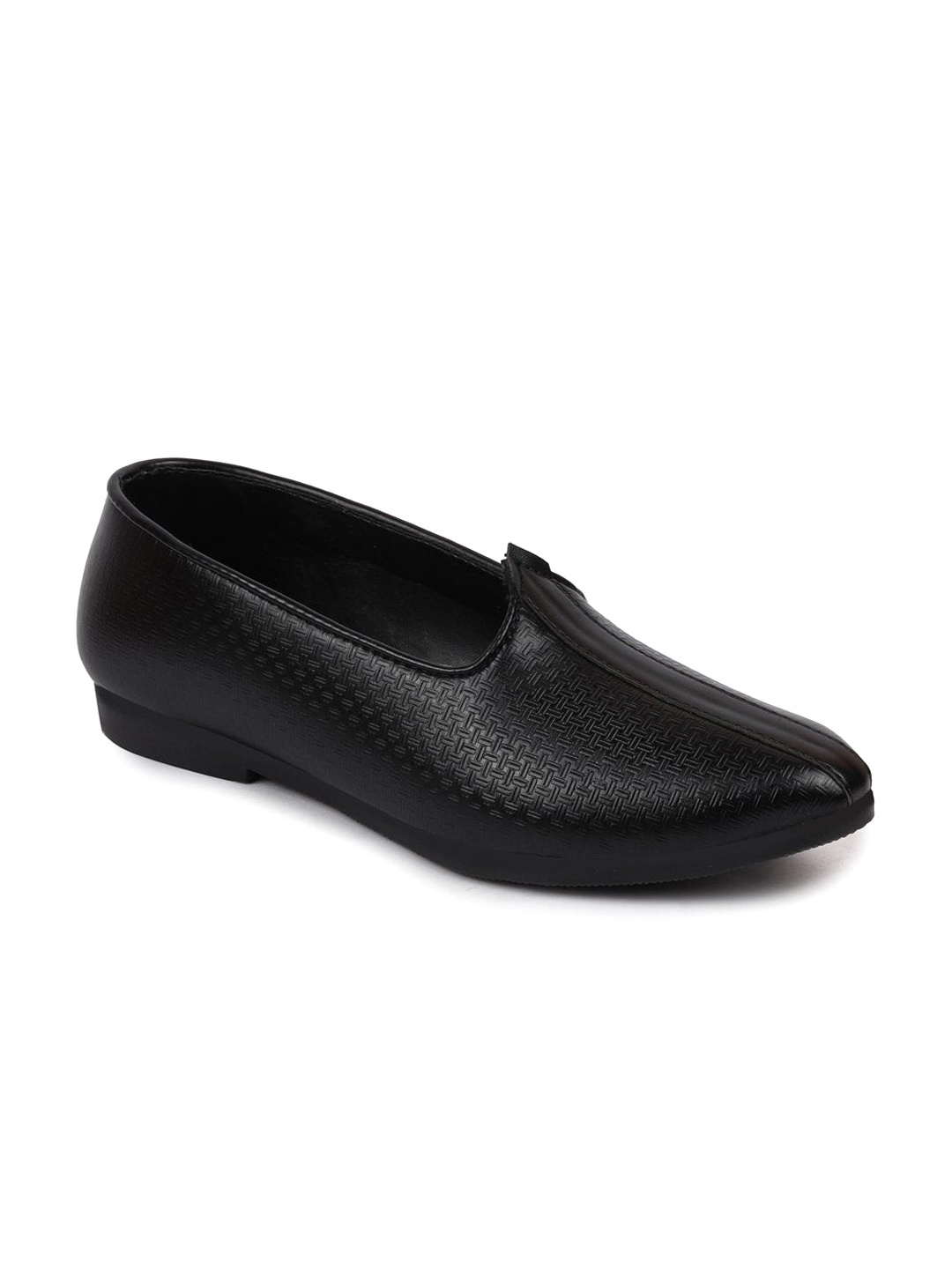 

FAUSTO Men Pointed Toe Textured Lightweight Mojaris, Black