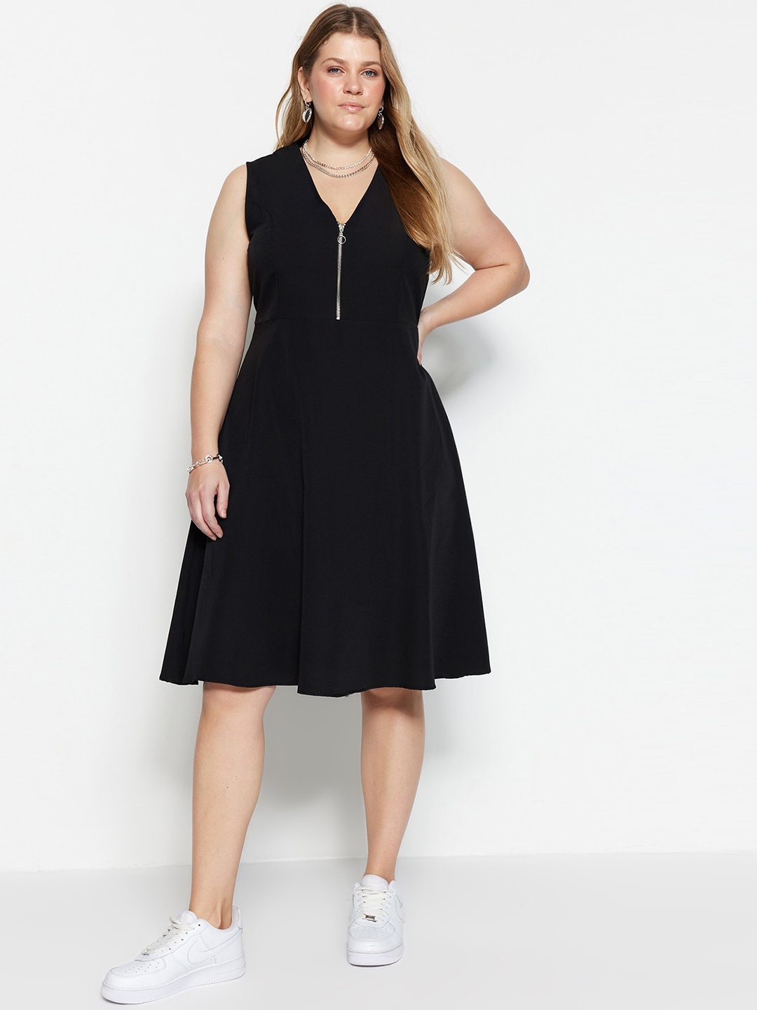

Trendyol Fit & Flare Cotton Dress, Black